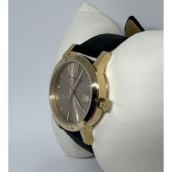 Burberry BU9134 Women's Black Leather Strap Analog Dial Quartz Wrist Watch HME94 - Picture 3 of 11